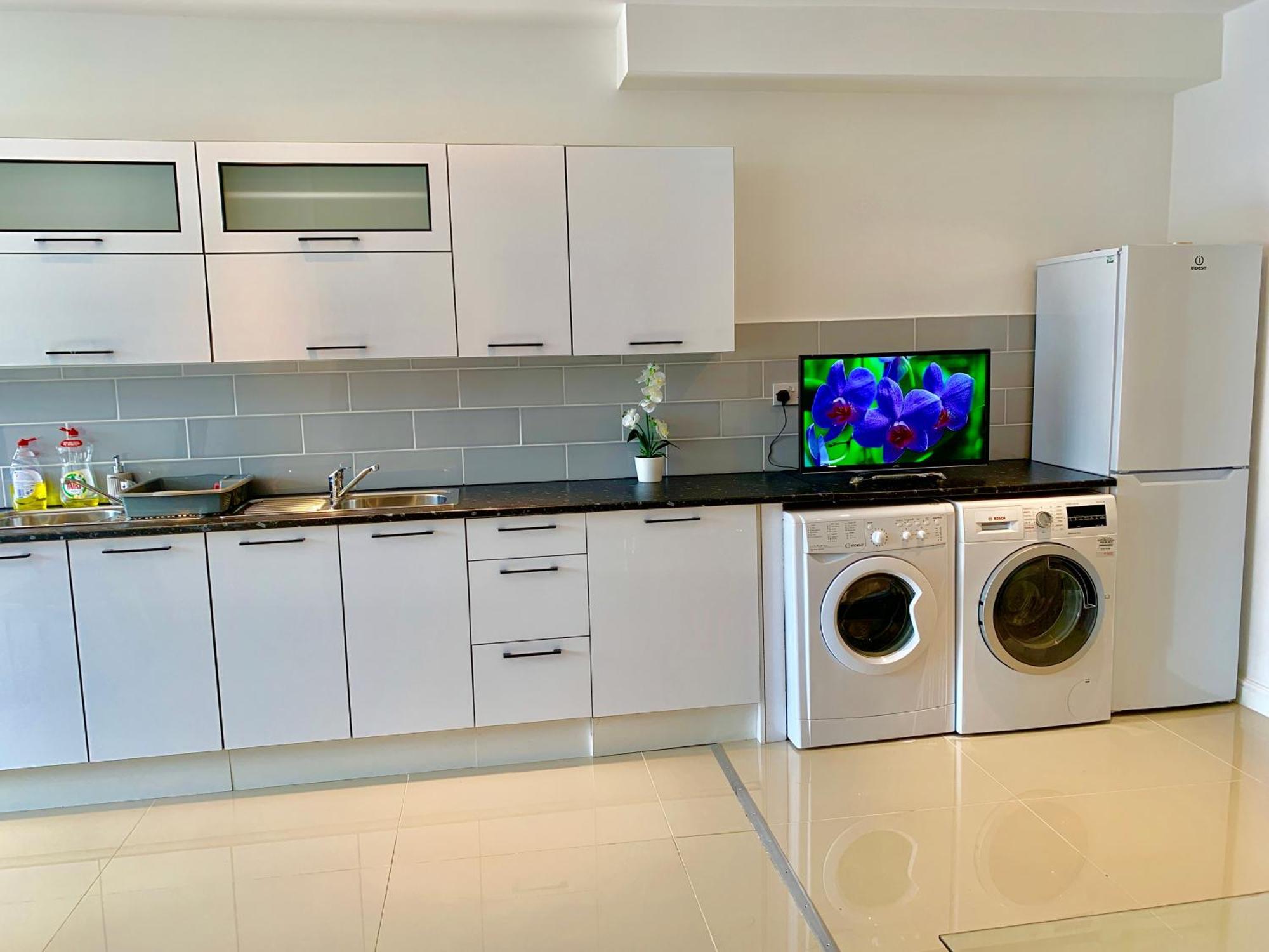 London Studio Apartments, Private Bathrooms And Parking Ilford Extérieur photo