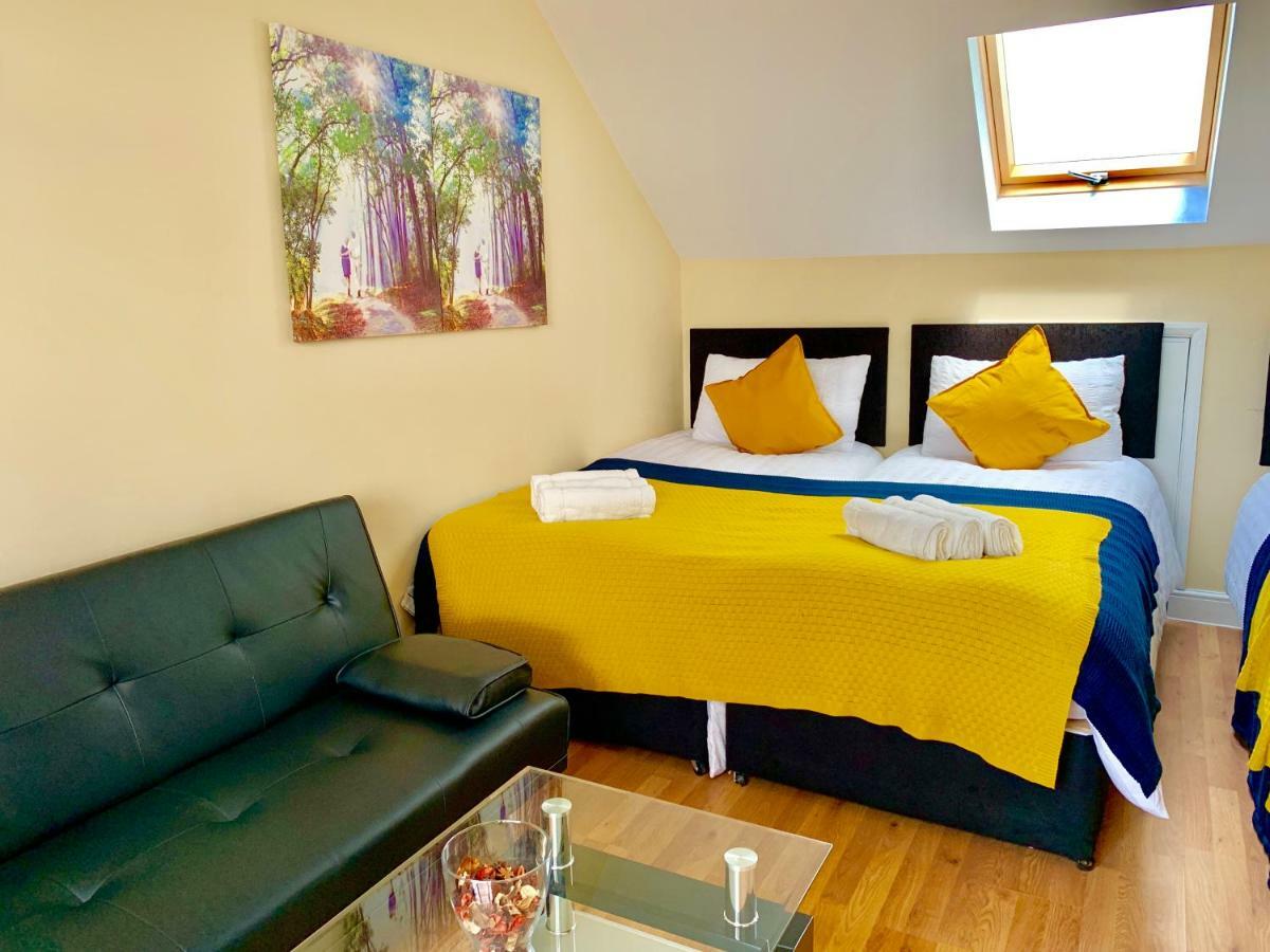 London Studio Apartments, Private Bathrooms And Parking Ilford Extérieur photo