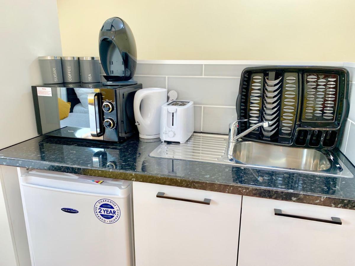 London Studio Apartments, Private Bathrooms And Parking Ilford Extérieur photo